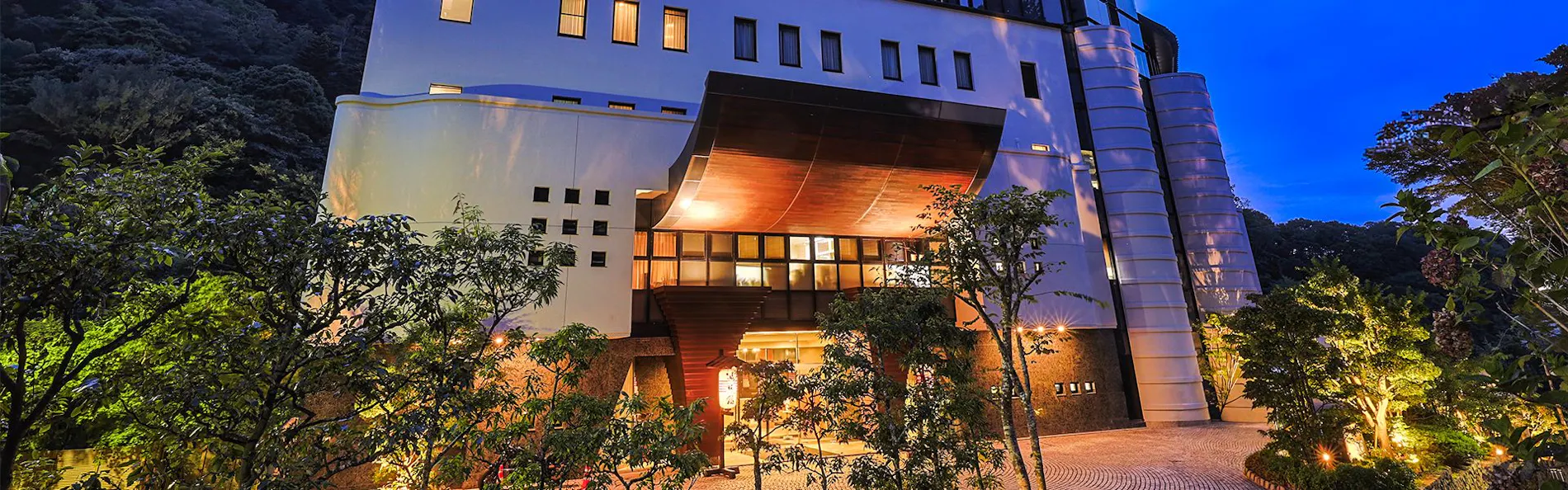 有馬温泉 月光園 鴻朧館