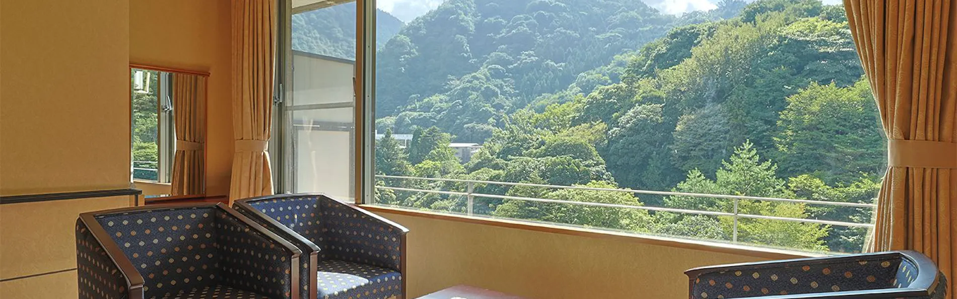 有馬温泉 月光園 鴻朧館