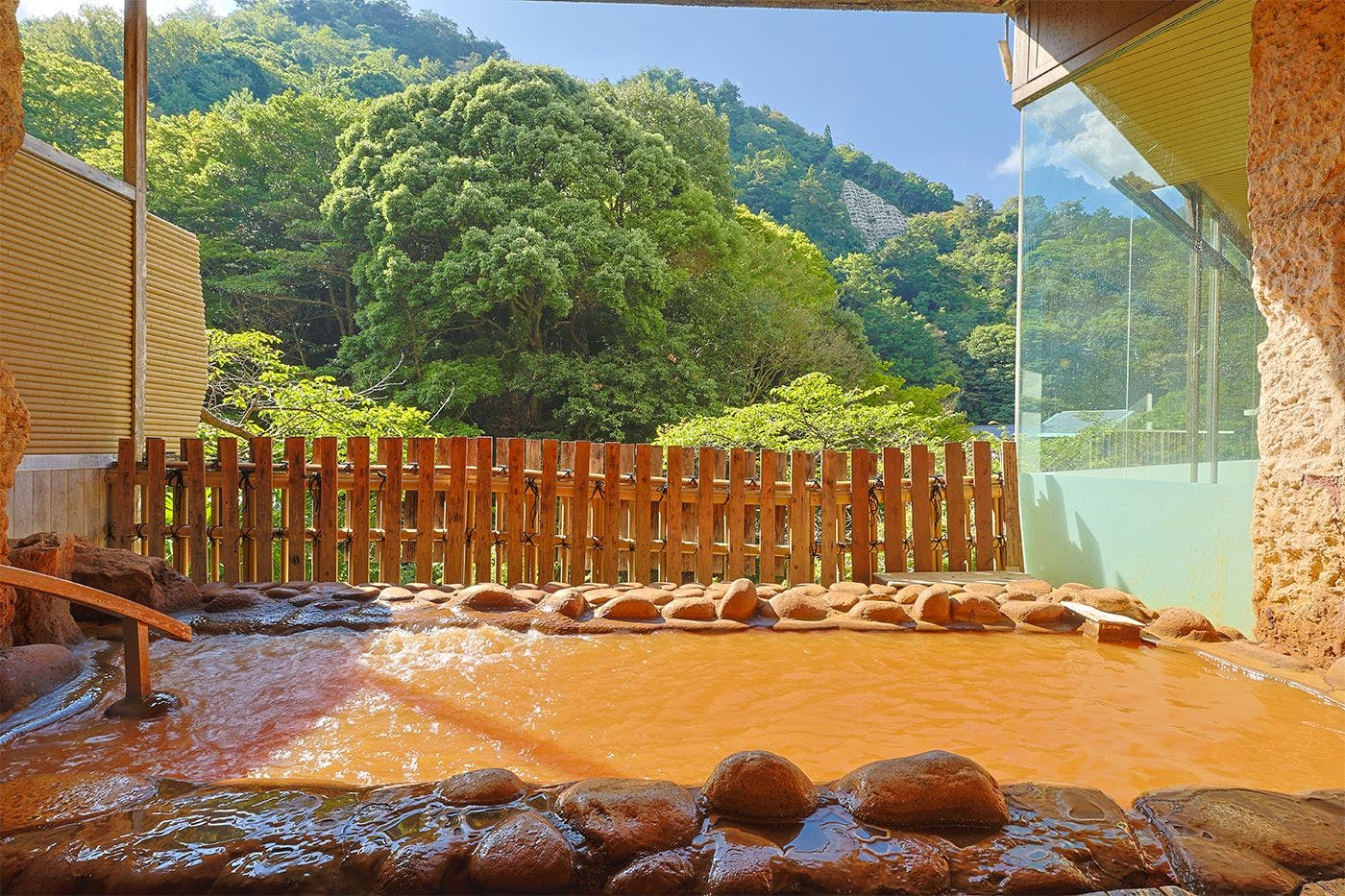 有馬温泉　月光園　鴻朧館