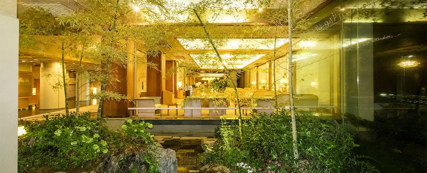 箱根湯本温泉　ホテル河鹿荘
