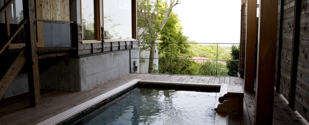Hidden Inn with Open-Air Baths in Every Room - Hana no Kumo