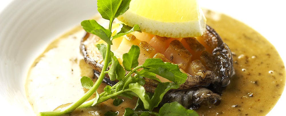 全室露天付客室の隠れ宿　花の雲