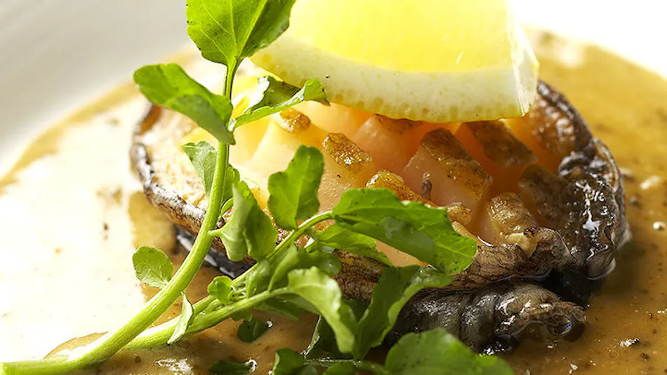 Hidden Inn with Open-Air Baths in Every Room - Hana no Kumo