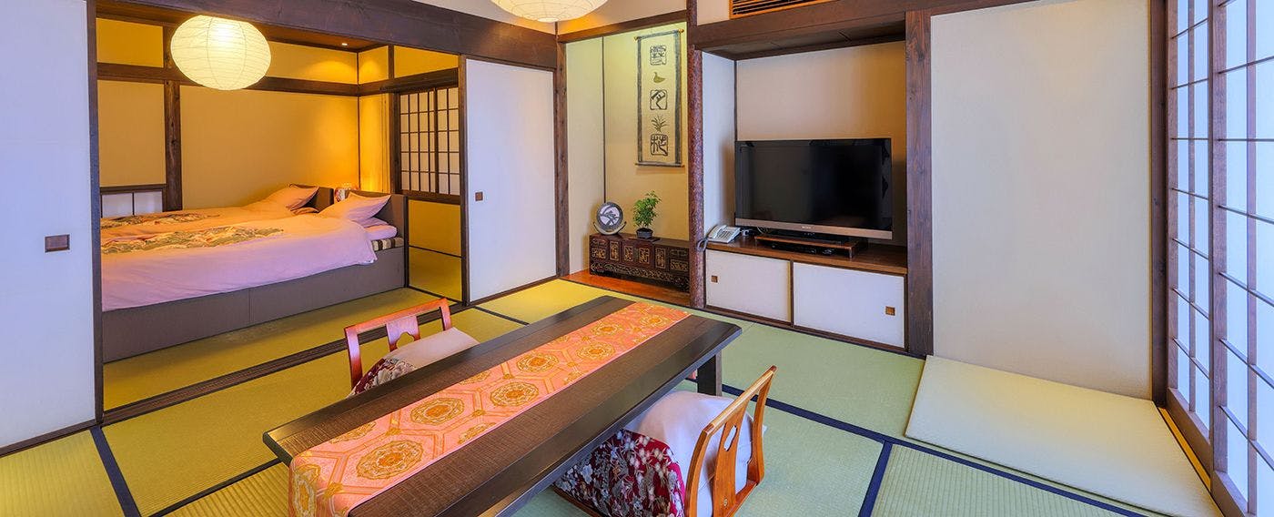 "Tsuki no Usagi: A Secluded Inn with Spectacular Views"