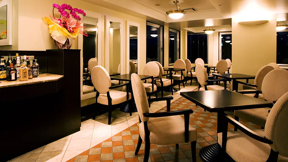 OKINAWA KARIYUSHI RESORT EXES ONNA