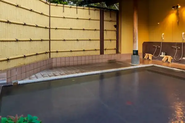 น้ำพุร้อน