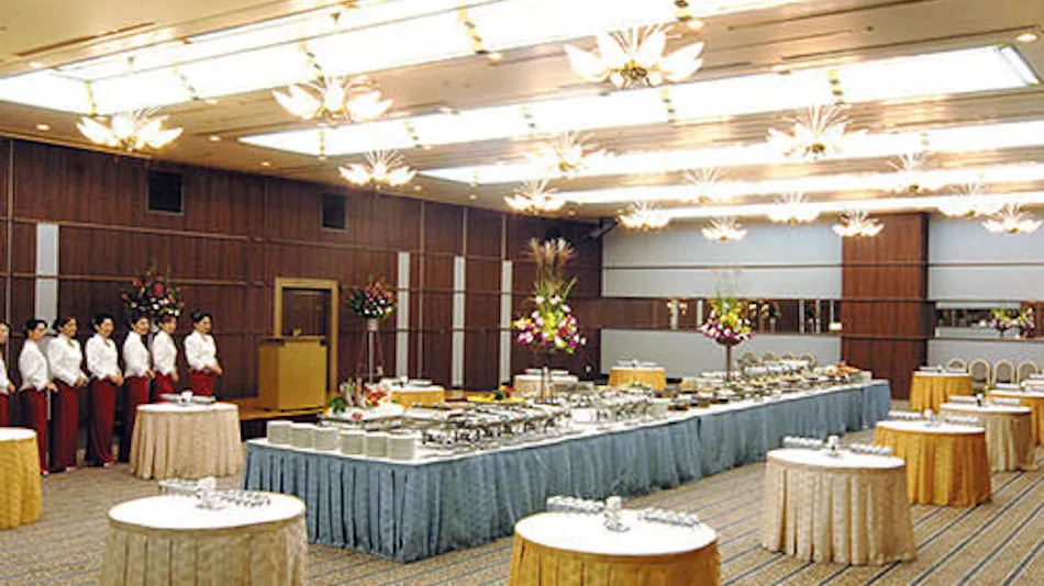 Cypress Garden Hotel