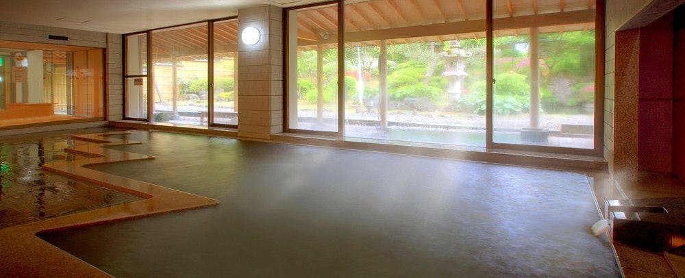 ç·å­å¤§æµ´å ´ã»ç¾©çµã®æ¹¯