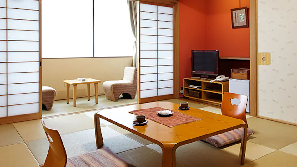 Gion Shinmonso