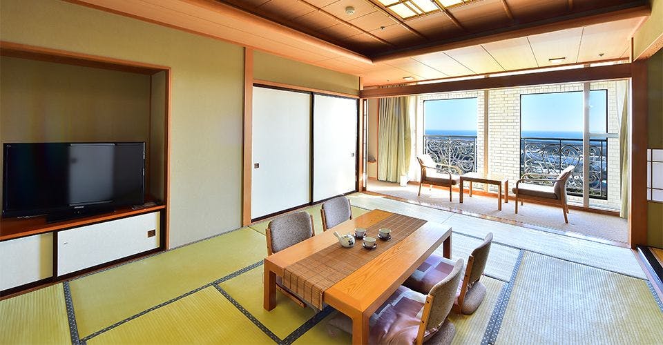 Shizuoka Country Hamaoka Course & Hotel