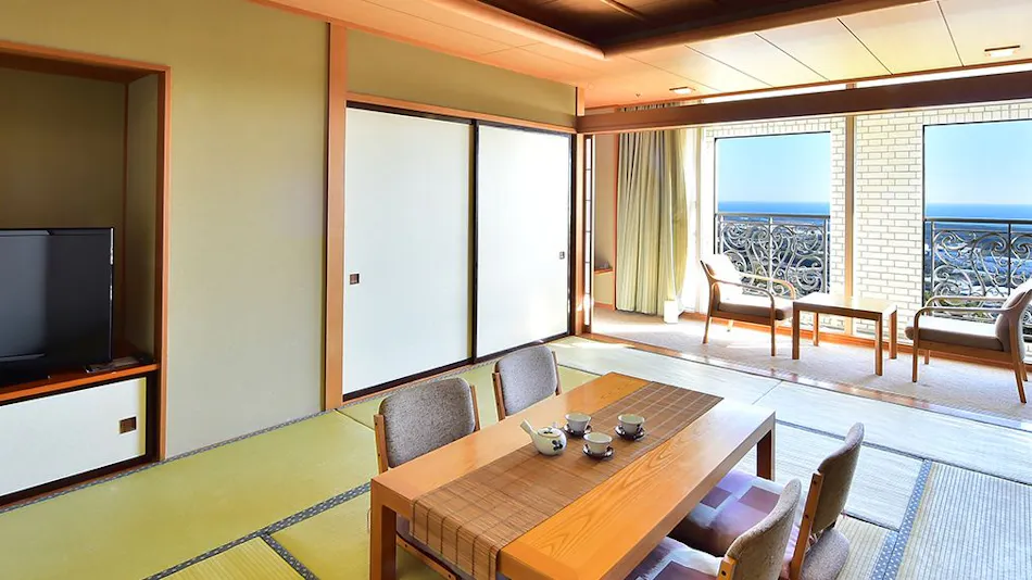 Shizuoka Country Hamaoka Course & Hotel