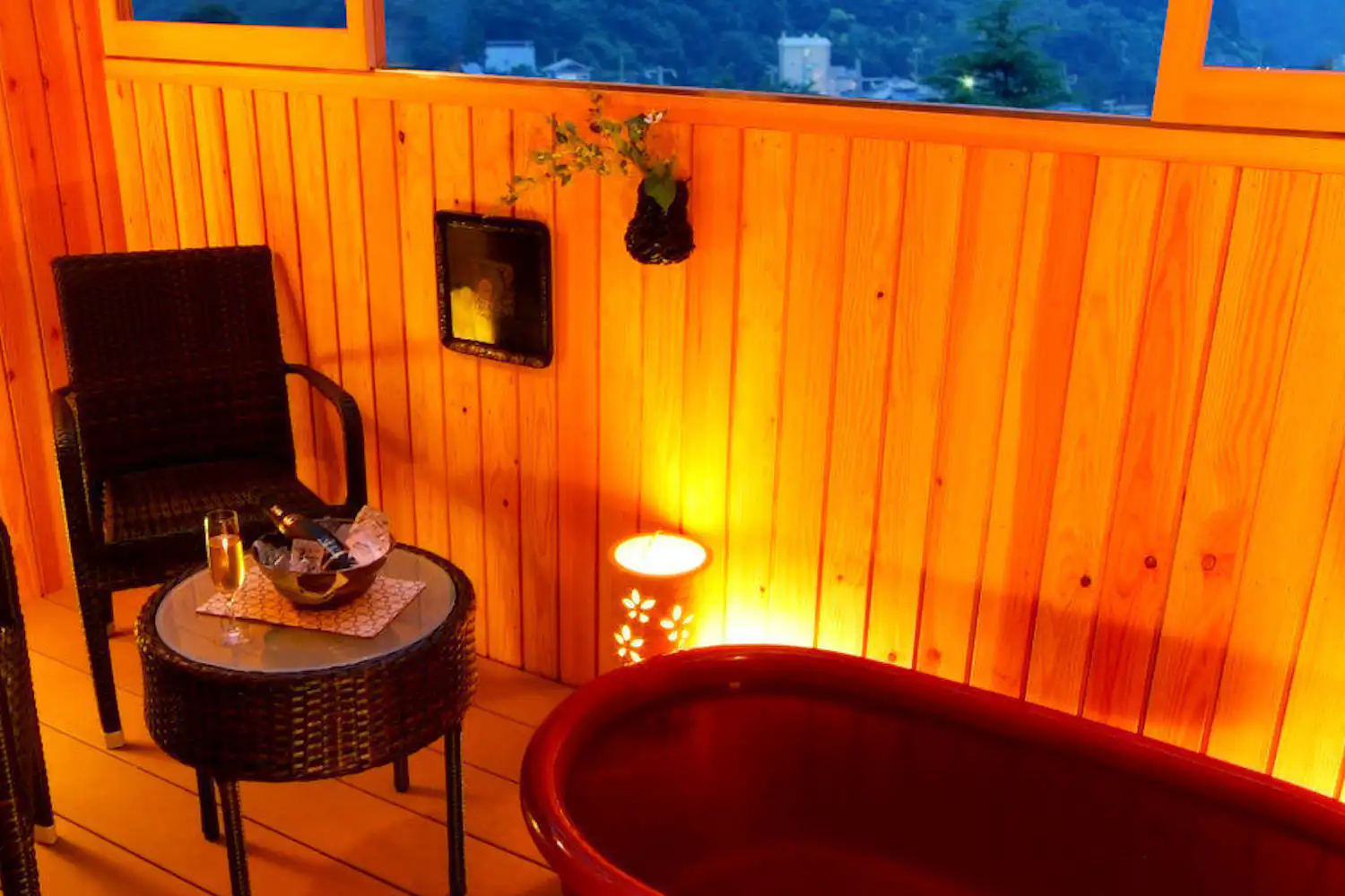 ห้องอาบน้ำกลางแจ้งส่วนตัว