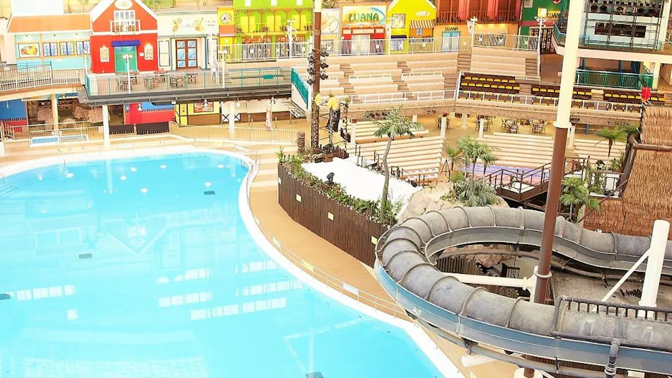 Spa Resort Hawaiians Monolith Tower