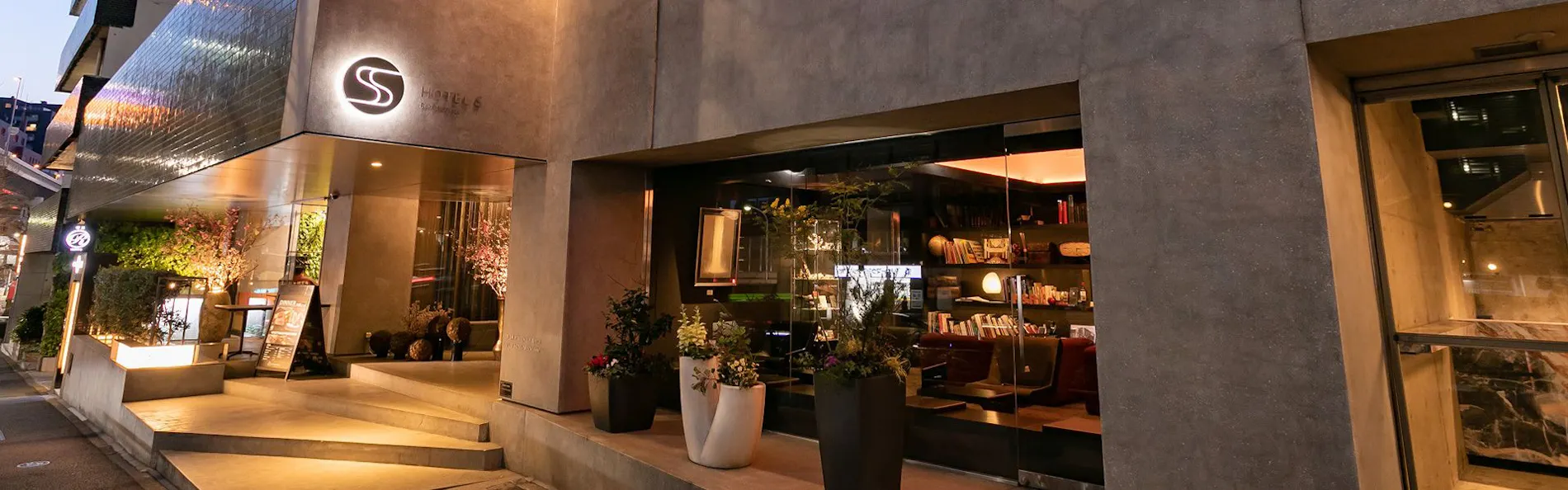 六本木ホテル S