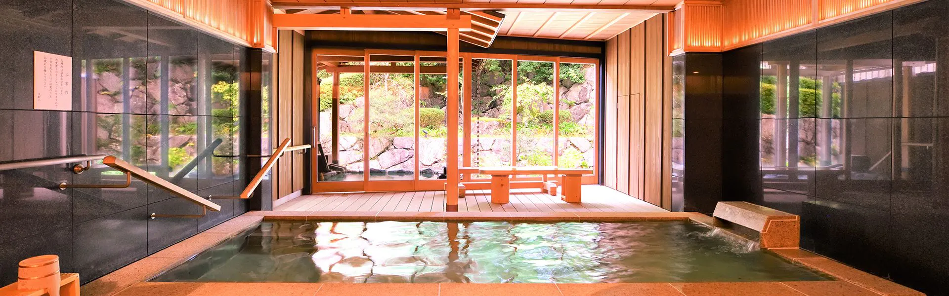 京 YUNOHANA RESORT 翠泉
