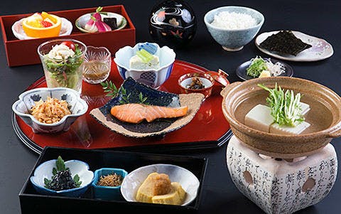 松井本館 の空室状況を確認する 宿泊予約は 一休 Com