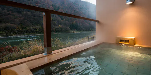 高見屋 最上川別邸 紅