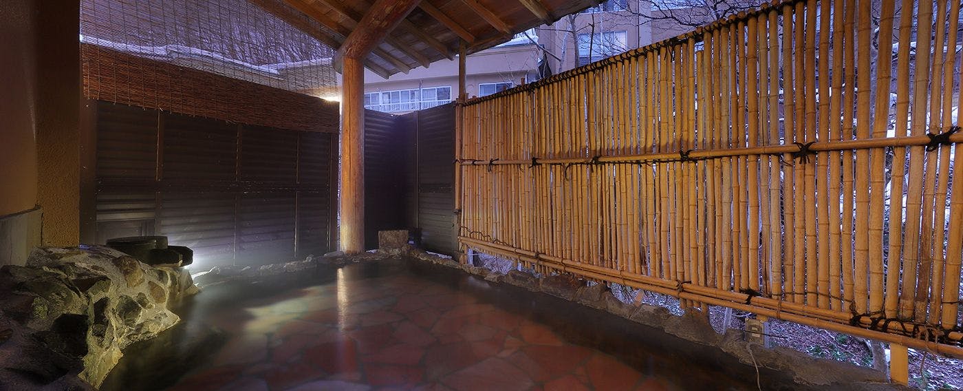 น้ำพุร้อนธรรมชาติ "น้ำจากแหล่งโดยตรง"