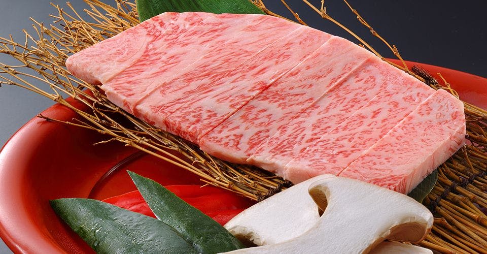 囲炉裏懐石と天然温泉を楽しむ 秘境の隠れ家 やまゆりの宿