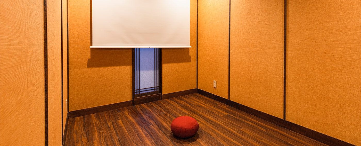 Tsuta Onsen Ryokan - Natural Spring Onsen Bubbling from the Ground -