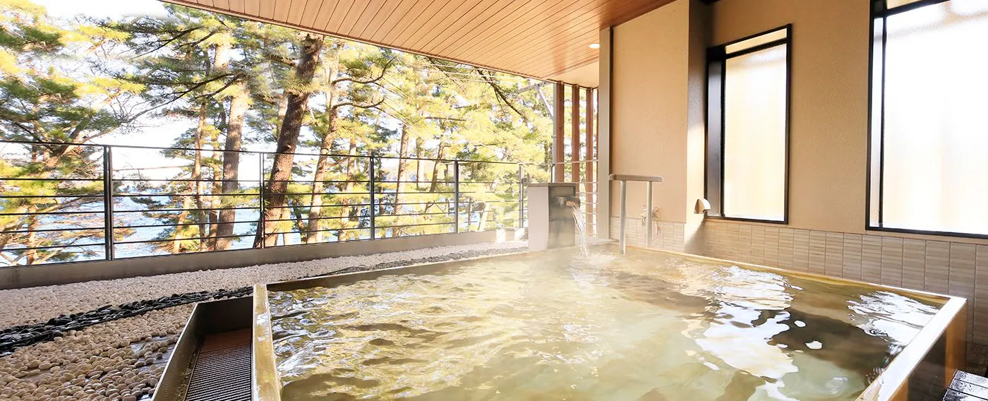 น้ำพุร้อน・อ่างอาบน้ำ