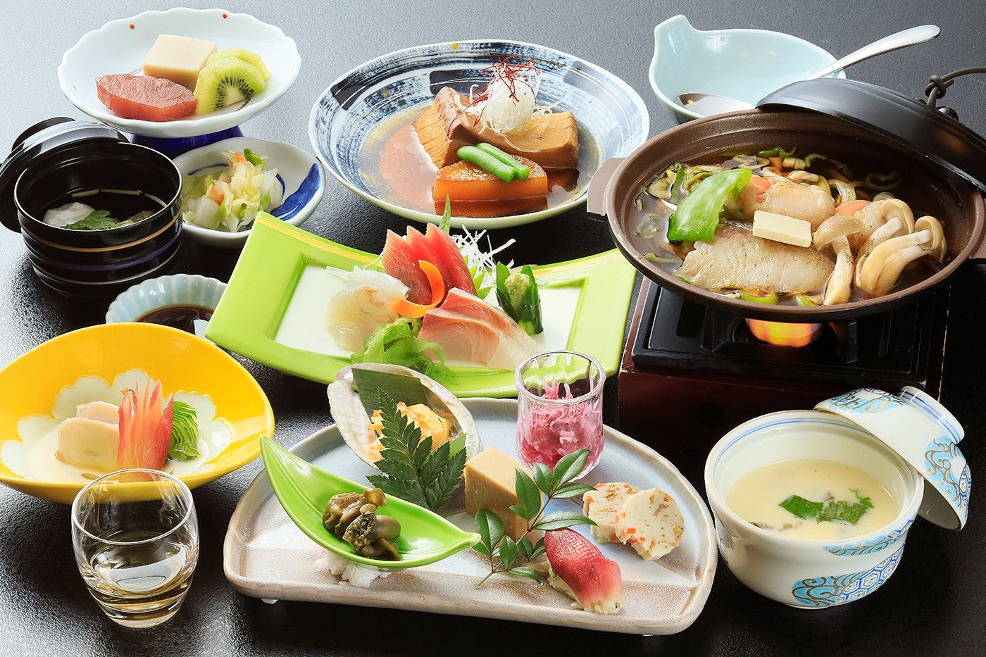 浜べの料理宿　宝来館