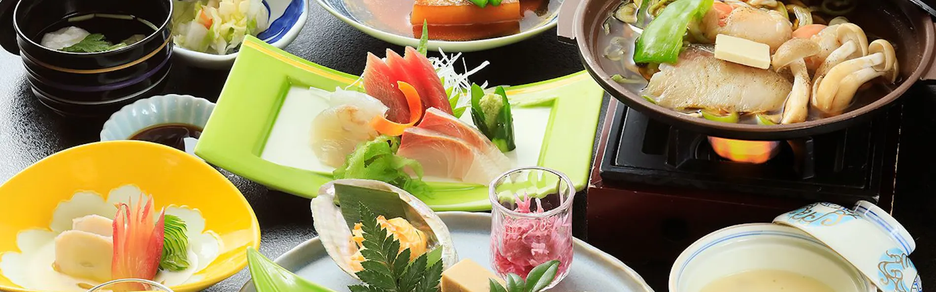 浜べの料理宿 宝来館