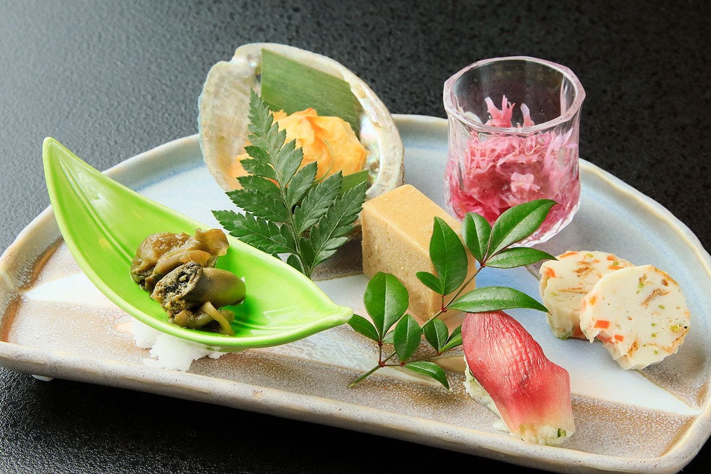 浜べの料理宿　宝来館