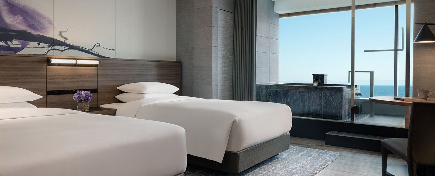 Kamar Premium Twin dengan Pemandangan Mata Air Panas