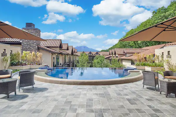 ภายนอกอาคาร