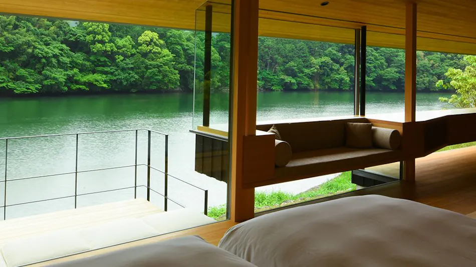 Lakeside Leisure