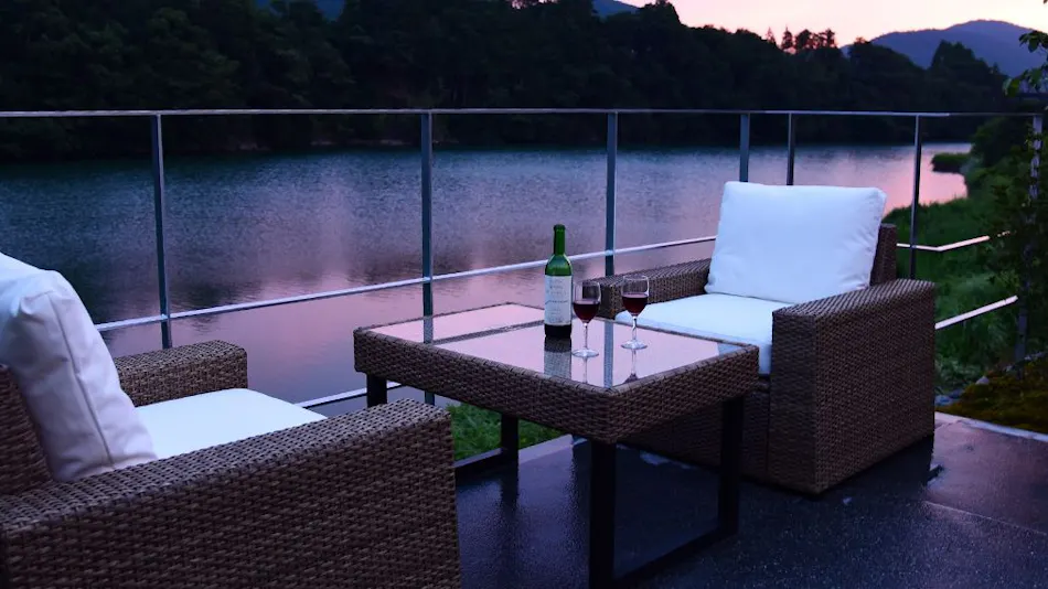 Lakeside Leisure