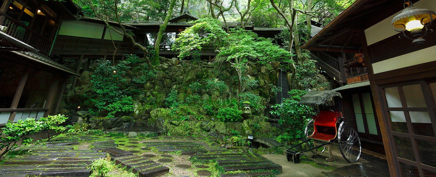 明治の森箕面　音羽山荘