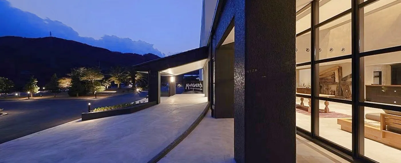 ภายนอกอาคาร