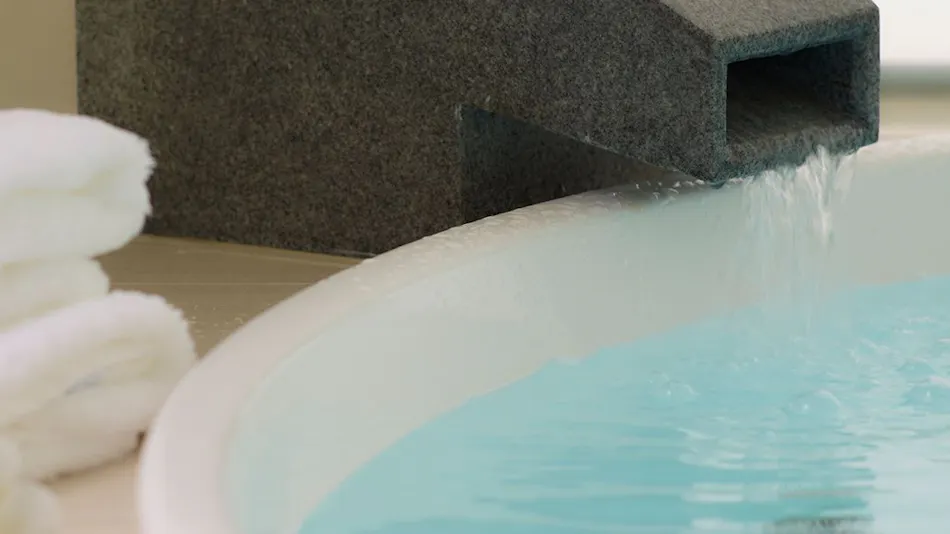 Blanchette Nanki Shirahama