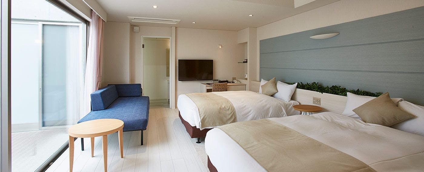 Blanchette Nanki Shirahama