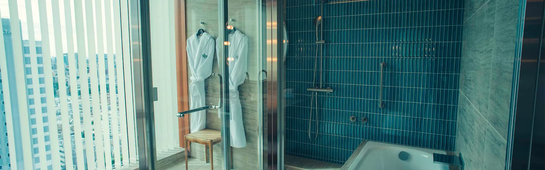 THE AOYAMA GRAND HOTEL