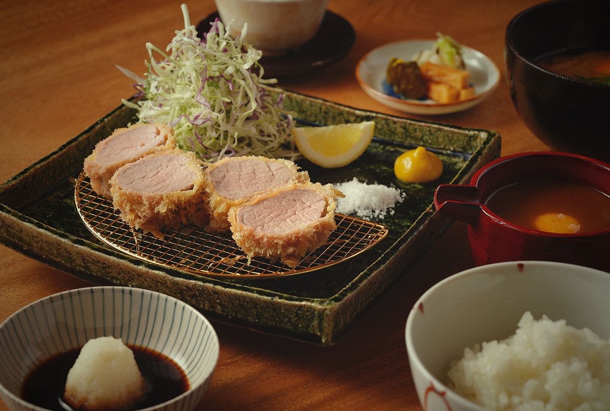 THE AOYAMA GRAND HOTEL