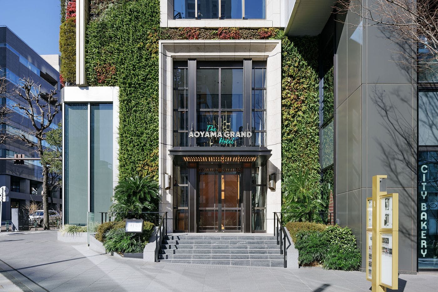 THE AOYAMA GRAND HOTEL
