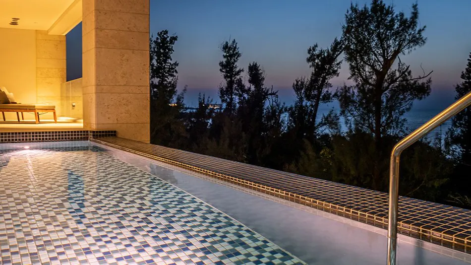 UMITO OKINAWA ONNASON