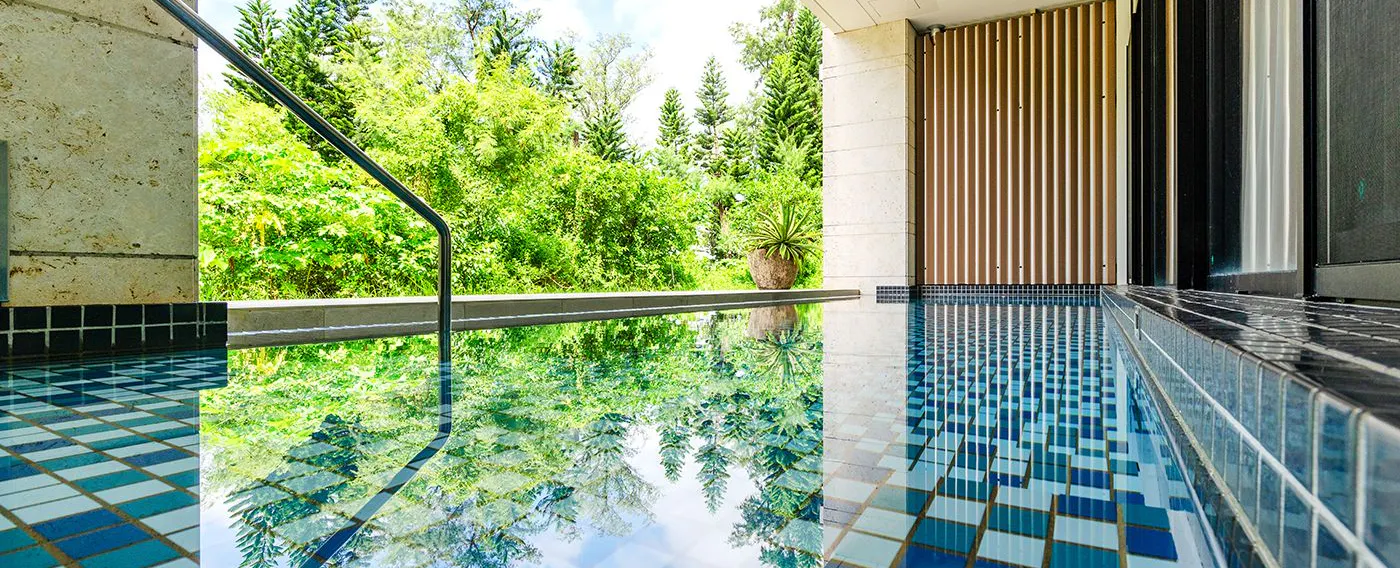 สระว่ายน้ำส่วนตัว