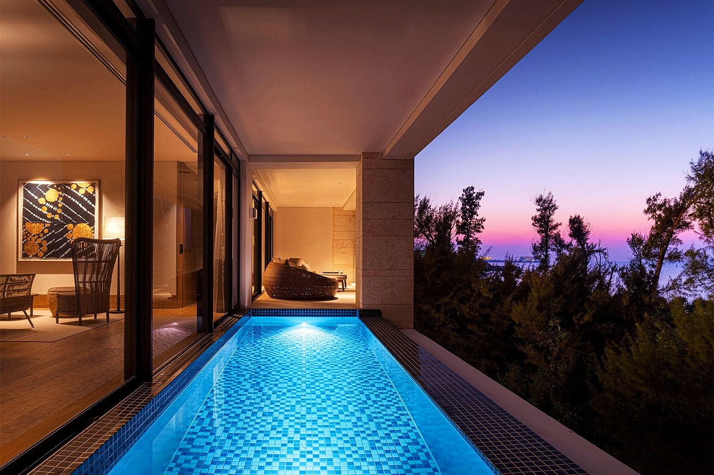 สระว่ายน้ำส่วนตัว