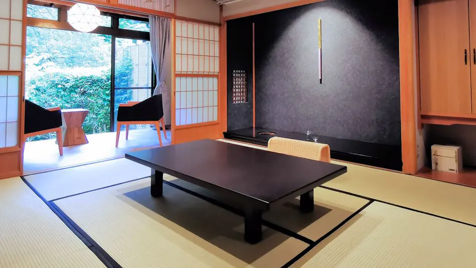 Kanazawa Yuwaku Onsen Yunode