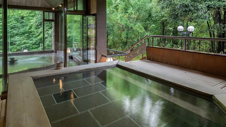 Kanazawa Yuwaku Onsen Yunode