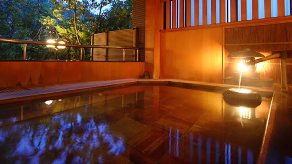 Kanazawa Yuwaku Onsen Yunode