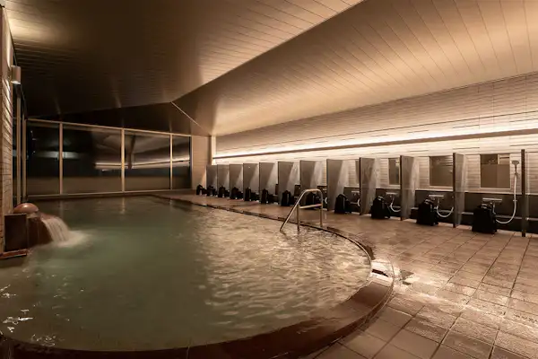 ห้องอาบน้ำรวมขนาดใหญ่