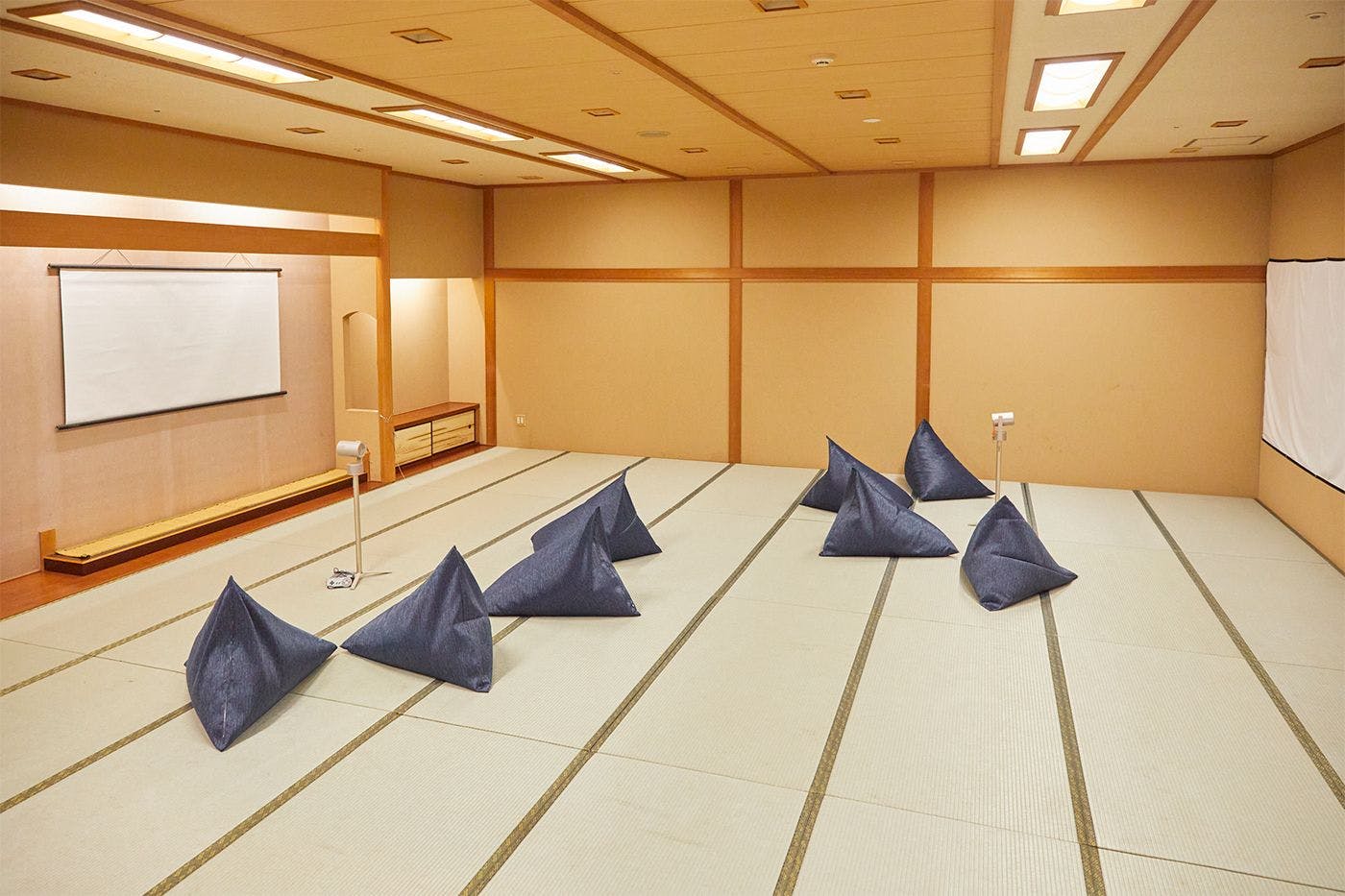 宙（SORA）｜シアタールーム