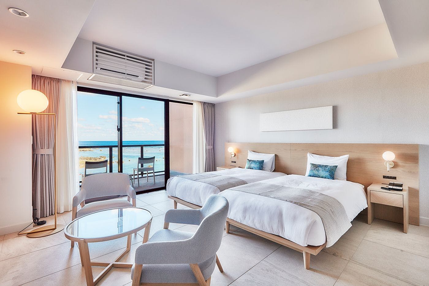 デラックスツイン＜オーシャンビュー＞：新しいラグジュアリーのスタンダードとなるゲストルーム