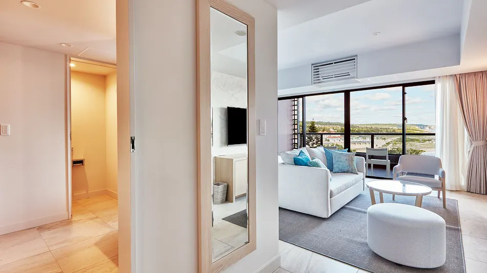 Hotel Shigira Mirage Beach Front