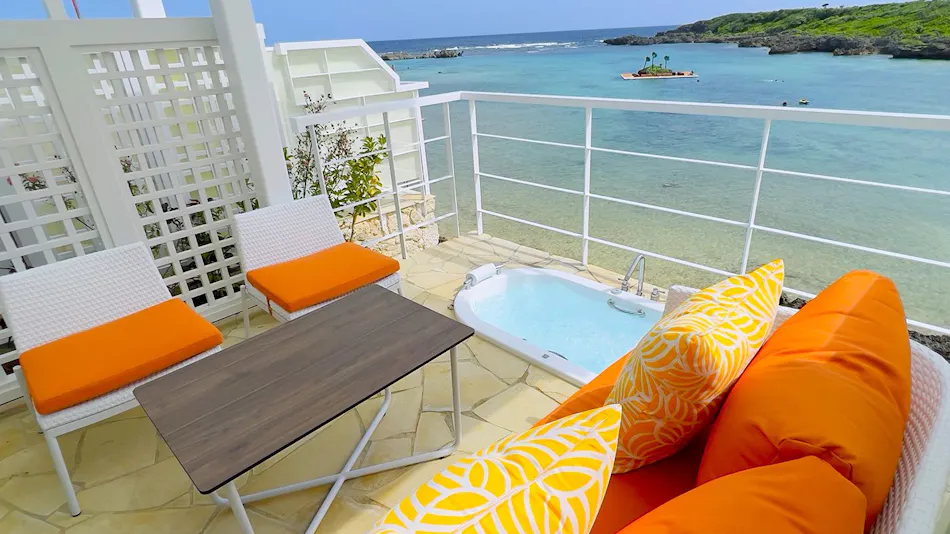 Hotel Shigira Mirage Beach Front